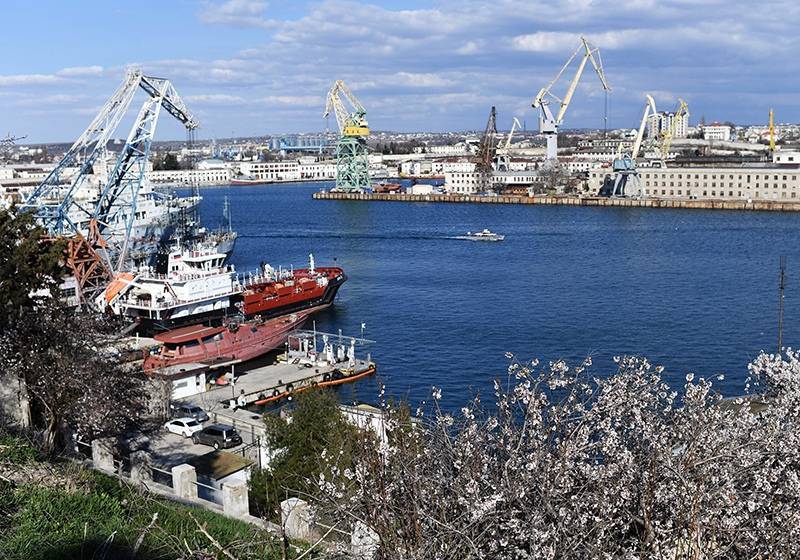 В Крыму пообещали Киеву "дырку от бублика" вместо компенсации за порты