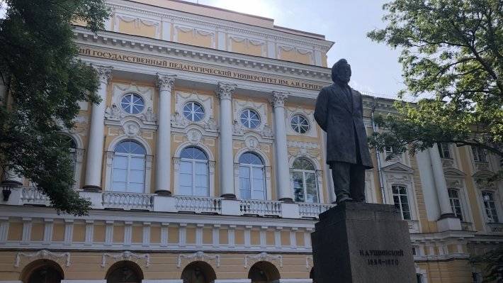 Преподавателям РГПУ запретили обсуждать со СМИ аморальное поведение Вишневского
