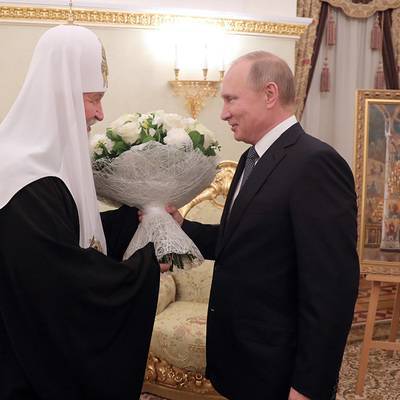 Путин лично поздравил патриарха Московского и всея Руси Кирилла с днем рождения
