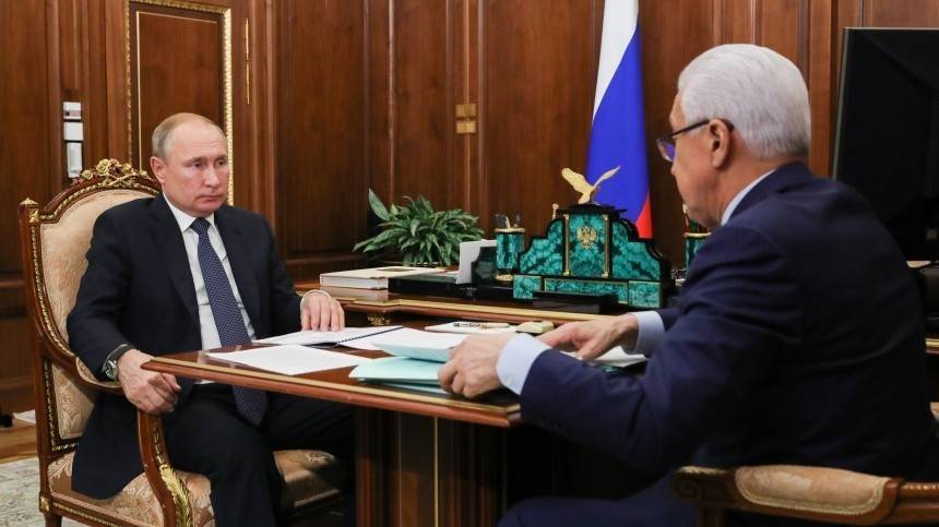 Глава Дагестана доложил Путину о росте зарплат в республике