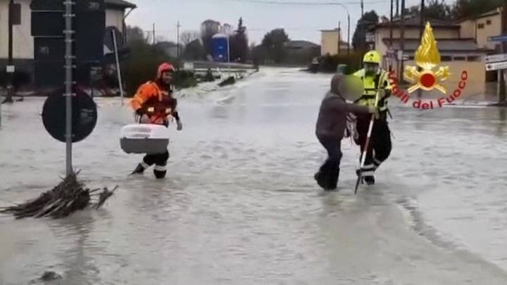 В Италии продолжаются сильные ливни и наводнения