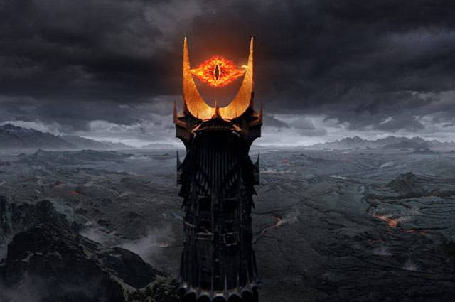 Редкий синдром превратил глаз мужчины в «око Саурона»