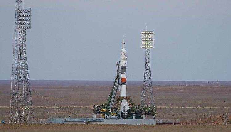 Космонавт Рязанский объяснил редкие полеты россиянок в космос