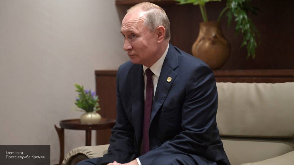 Путин шутливо рассказал об отношении РФ к добыче сланцевой нефти