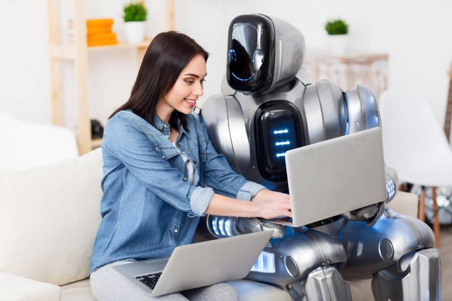 Роботы-помощники могут появиться в домах людей уже через 10–15 лет