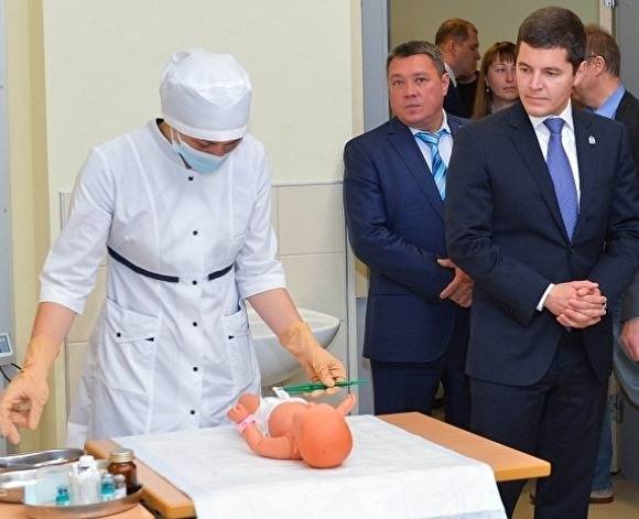 На Ямале приняли закон об увеличении материнского капитала до 500 тыс. рублей