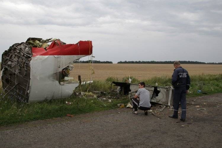 МИД Малайзии призвал обнародовать все данные по расследованию крушения MH17