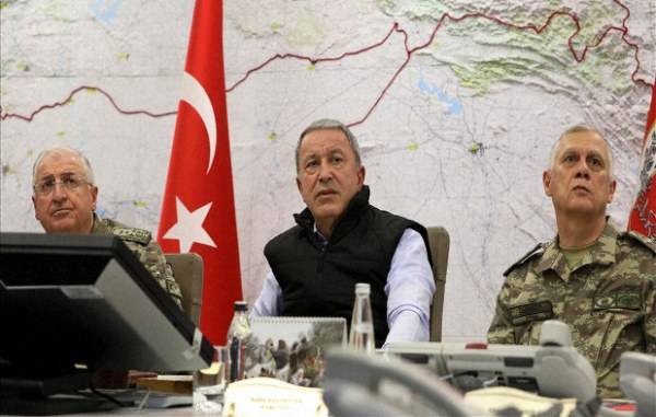 Министр обороны Турции отчитался о создании «зоны безопасности» в Сирии