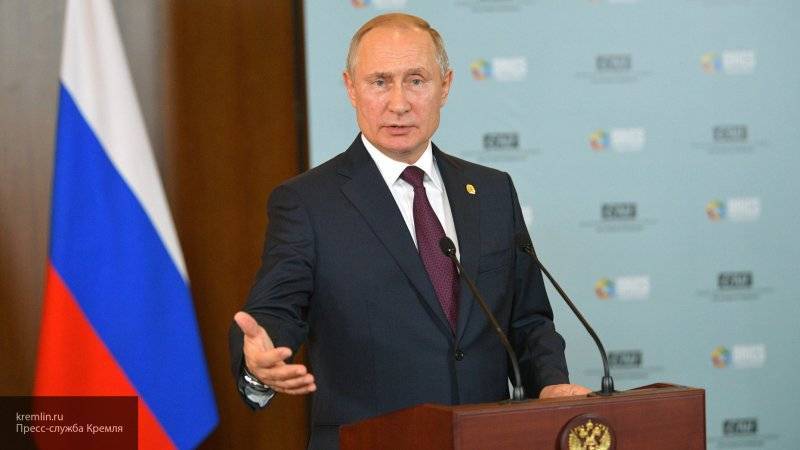 Путин не дал вступить в силу новому порядку медосмотра для российских водителей