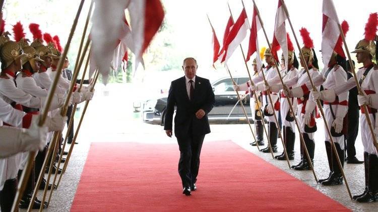Путин обсудит перспективы развития вооруженных сил страны