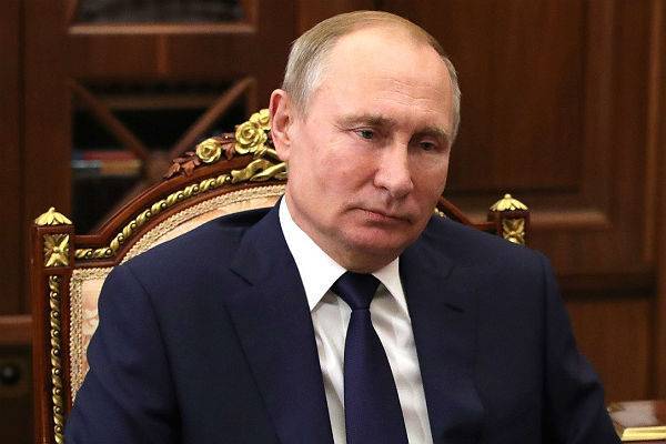 Путин назвал чушью новые правила медосмотра для водителей