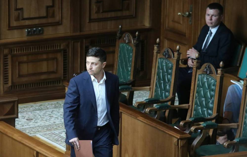 Зеленский проиграл в Конституционном суде борьбу за законопроект