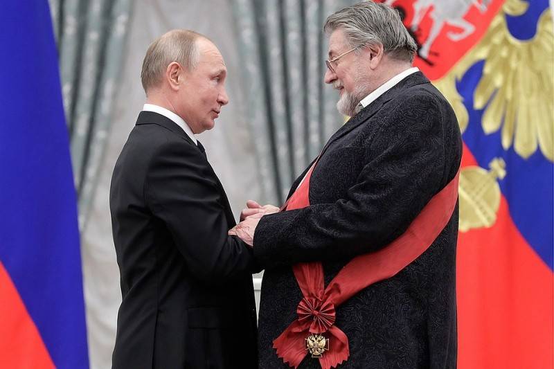 «Смешу Россию!»: Ширвиндт и Чилингаров устроили в Кремле театр
