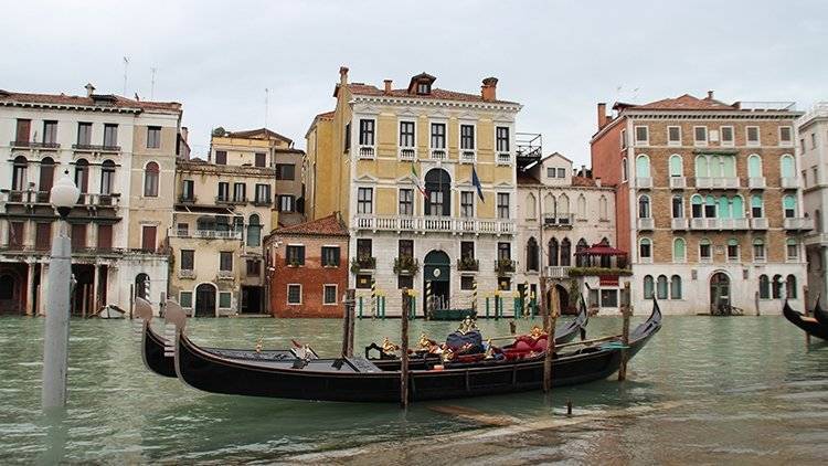 Рукопись Вивальди удалось спасти после наводнения в Венеции