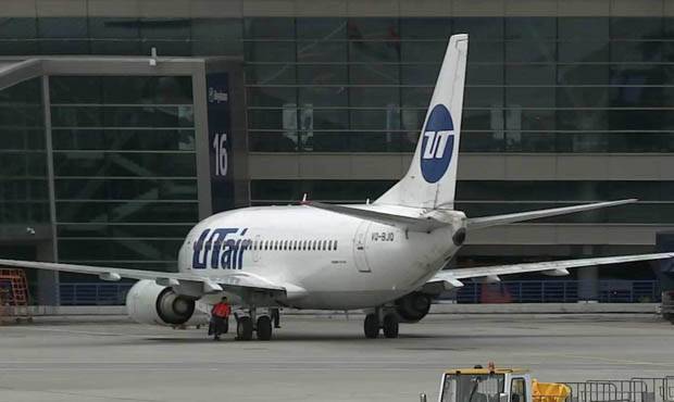 В аэропорту «Внуково» самолет «ЮТэйр» повредил шасси после посадки
