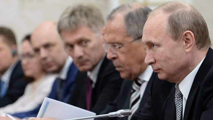 Песков рассказал о планах Путина принять участие в обсуждении развития военных организаций