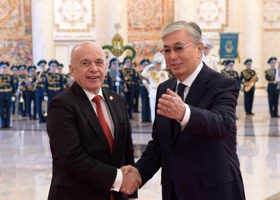 Президент Швейцарии назвал Казахстан «мостом между Азией и Европой»