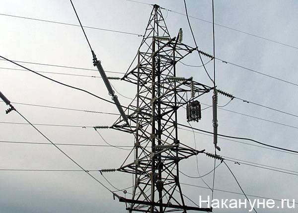 На Среднем Урале после мощного хлопка пропало электричество в одном из районов
