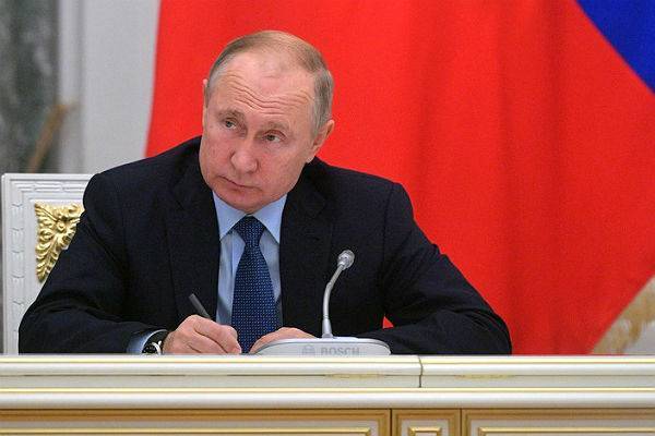 Путин перечислил военные вызовы для России