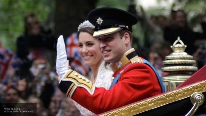 Таблоиды узнали, сколько зарабатывает домработница принца Уильяма и Кейт Миддлтон