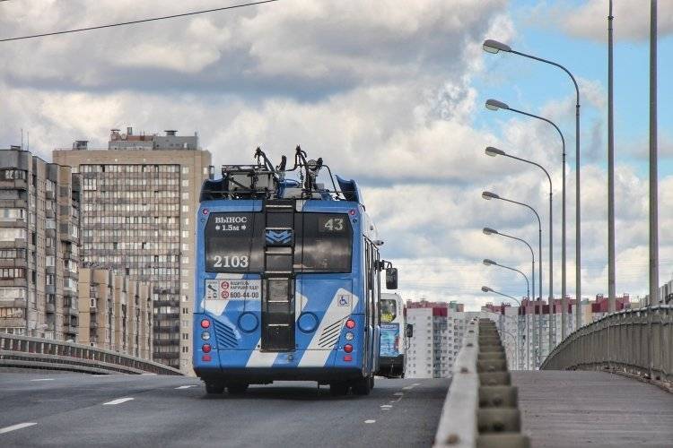 Новые троллейбусы за 3,7 млрд рублей появятся в Петербурге