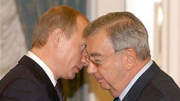 Юмашев: Примаков пытался дважды уволить Путина с поста директора ФСБ