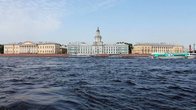 В Петербурге спустили на воду судно для глубоководных исследований