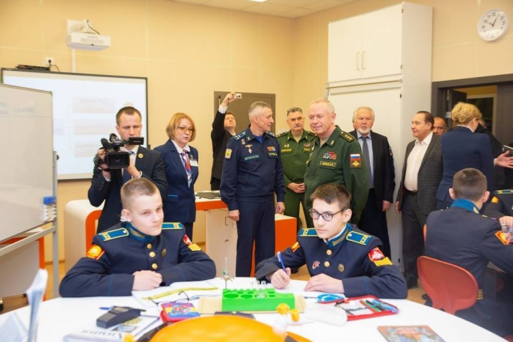 В Петрозаводск приехал замминистра обороны РФ Александр Фомин