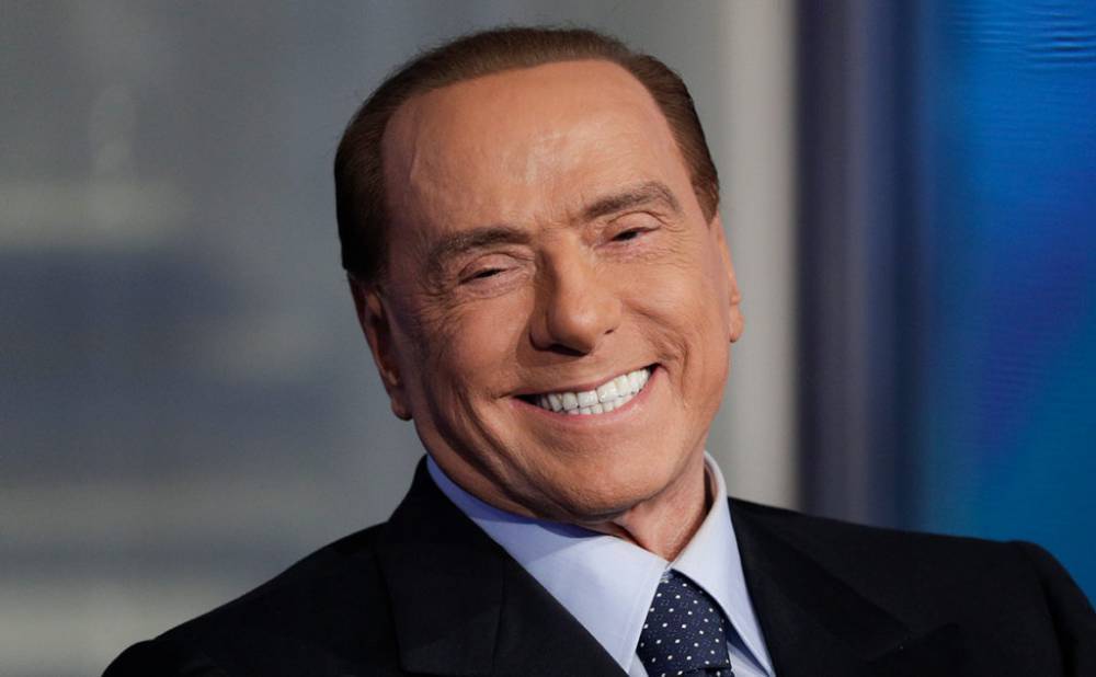 Стала известна причина госпитализации Сильвио Берлускони