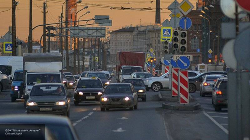 Движение автомобилей в России будут контролировать с помощью системы слижения