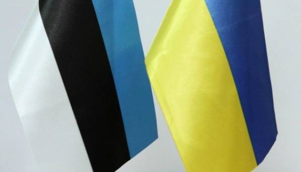 Любовь прошла: Киев отменил бесплатные долгосрочные визы для эстонцев