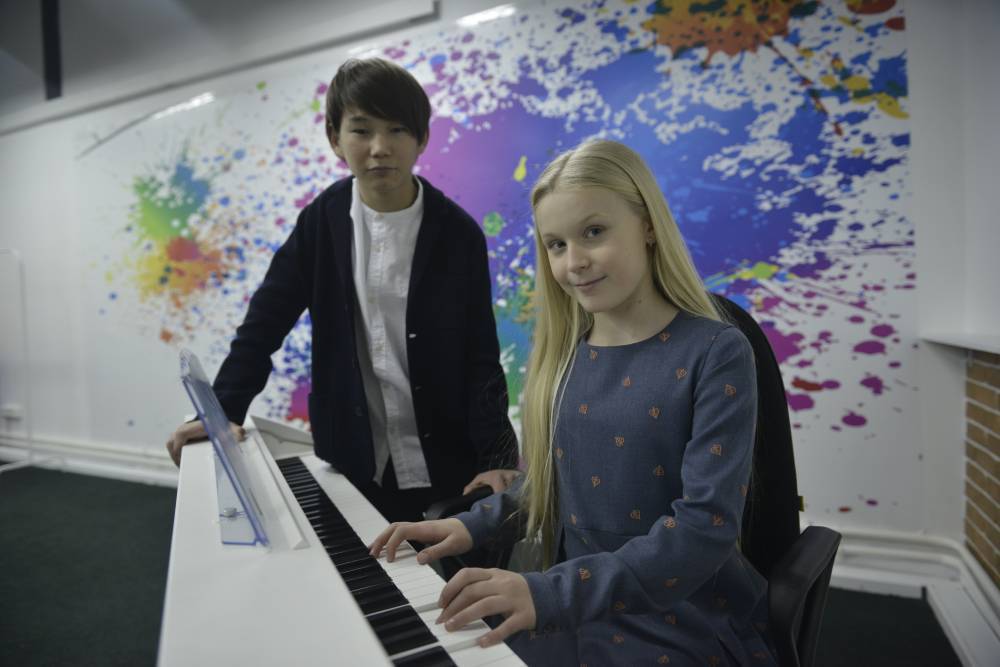 Крутой пожелал участникам детского Евровидения достойно представить Россию