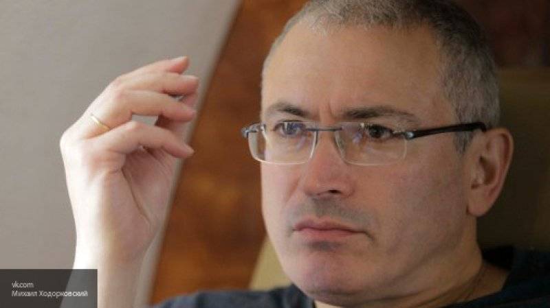Ходорковский хочет реализовать "гонконгский сценарий" в РФ руками провокатора Власова