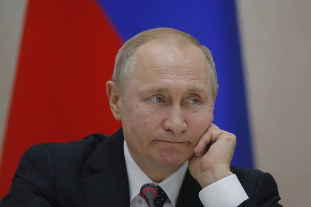 Путин рассказал об опасности словоблудов для России