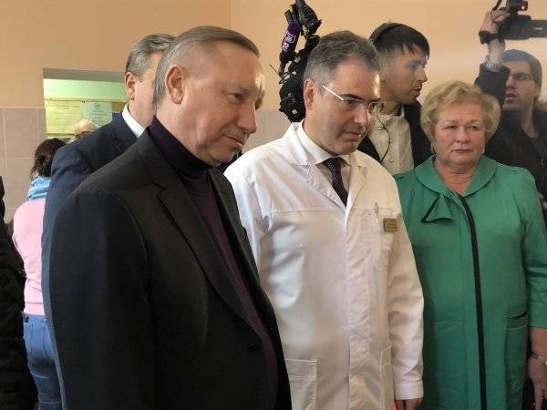 Беглов оценил работу нового кабинета врачей общей практики на Кременчугской улице
