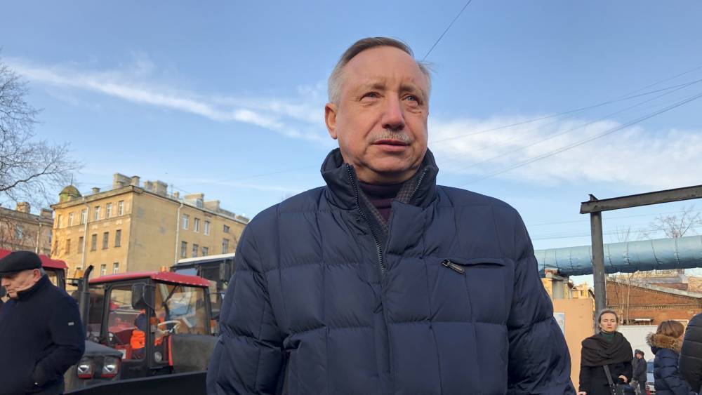 Беглов рассказал о новом способе борьбы с наледью на тротуарах Петербурга