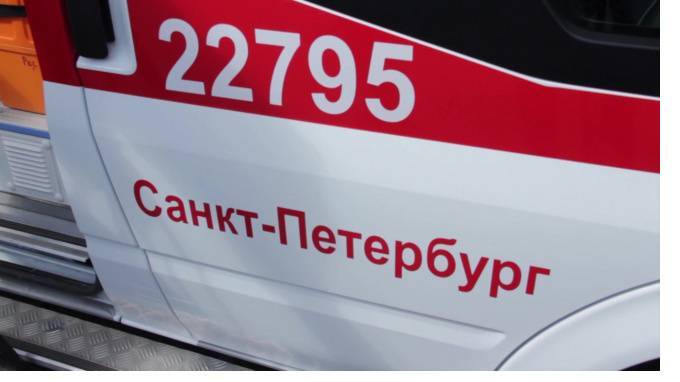 Ford сбил подростка на пешеходном переходе в Петербурге