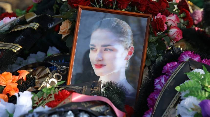 Мать аспирантки СПбГУ Анастасии Ещенко озвучила свою версию убийства