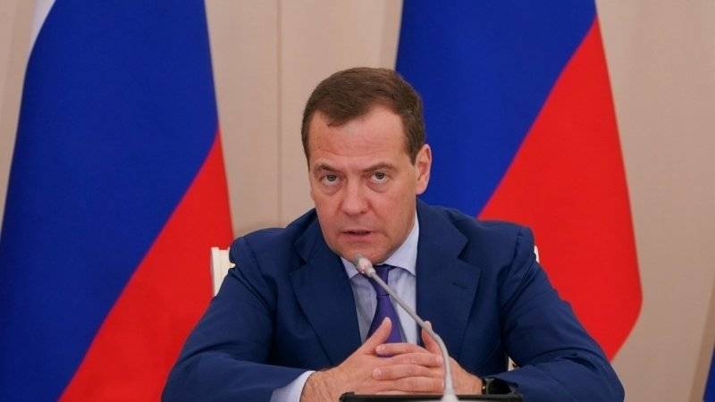 Четыре губернатора официально стали новыми членами «Единой России»
