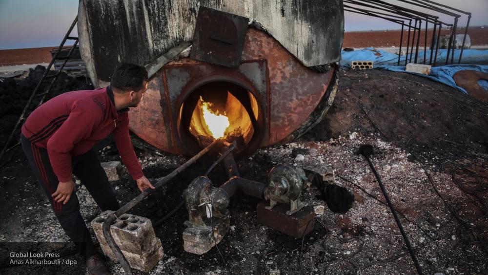 США под предлогом «недееспособности» Дамаска воруют нефть в Сирии