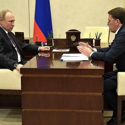 Путин провёл рабочую встречу с вице-премьером Алексеем Гордеевым