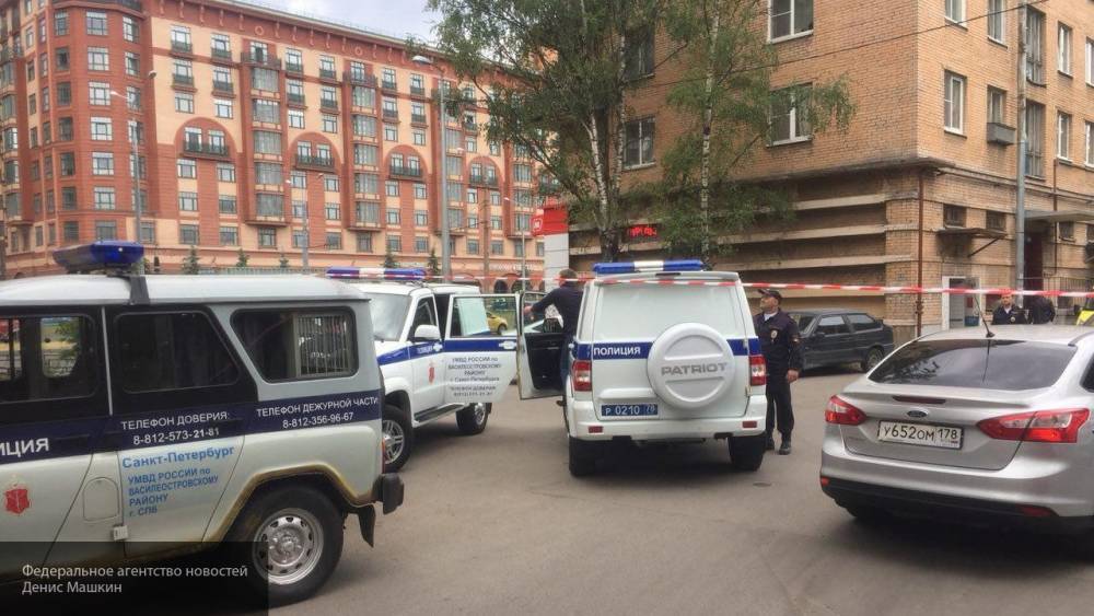 В Кудрово пьяная женщина напала с ножом на своего сожителя