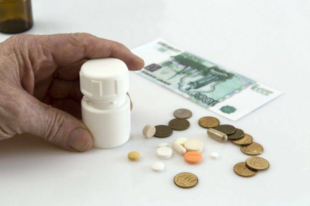 В России аптеки начали продавать лекарства в кредит