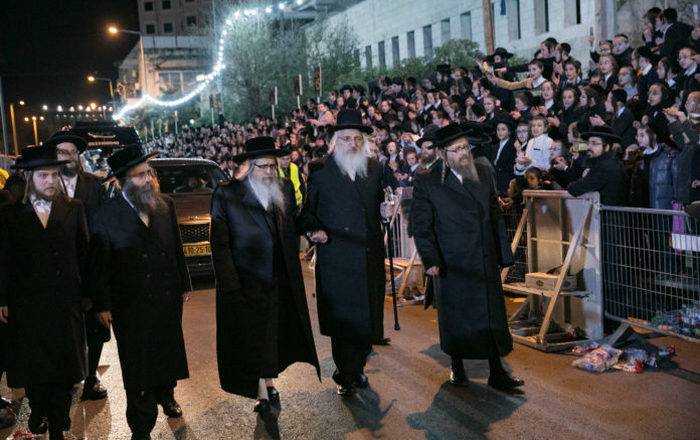 Внуки-харедим Нетаньяху приветствовали главного врага сионизма