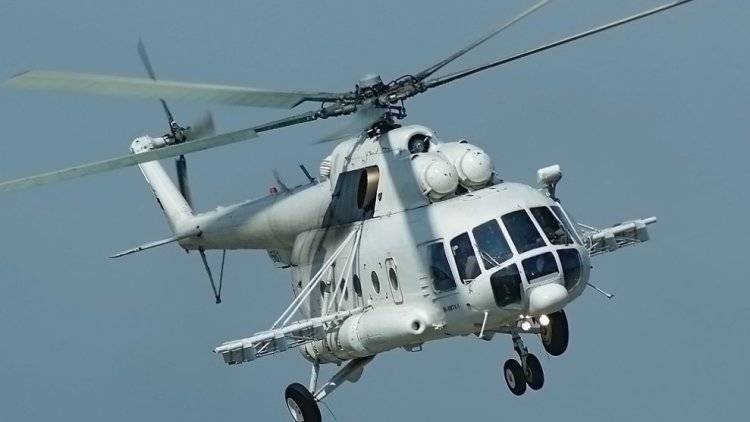 Вертолет Ми-8 с вахтовиками на борту совершил жесткую посадку на Ямале