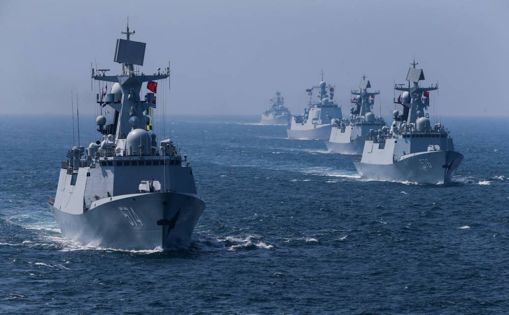 Россия проведет вместе с ЮАР и Китаем военно-морские учения по борьбе с пиратами и террористами