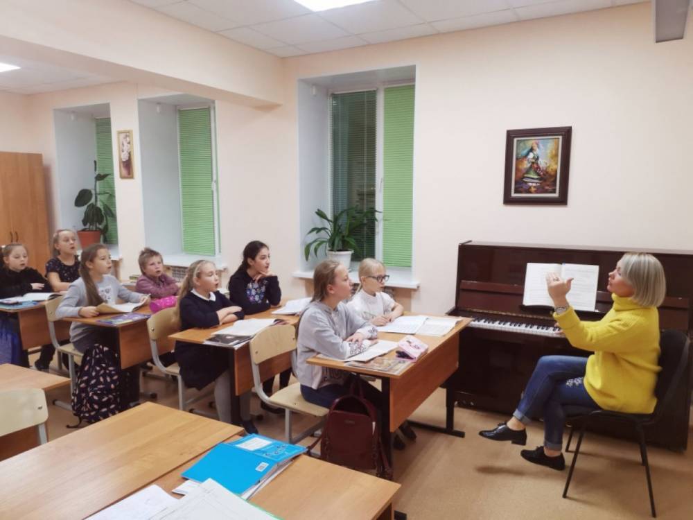 Жительница Мурмашей поборется за звание лучшего учителя музыки в межрегиональном конкурсе