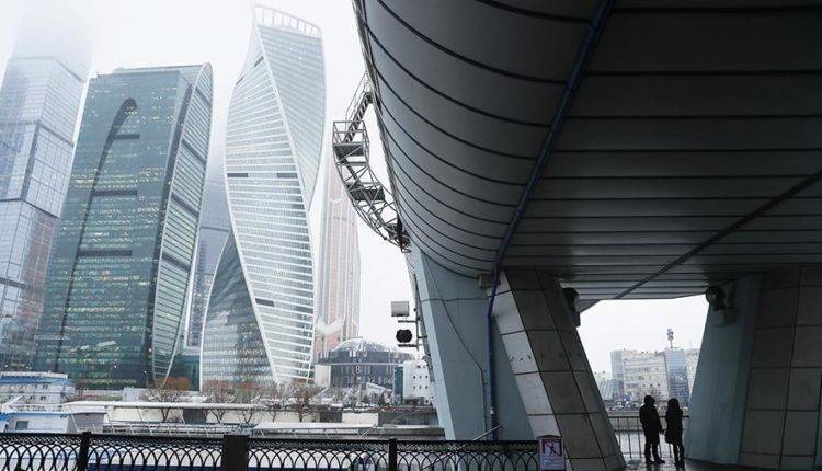Синоптик предупредил о туманах в Москве на следующей неделе