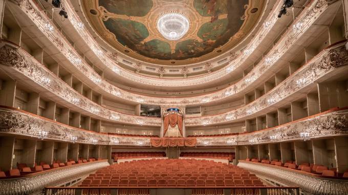 Петербургские оперные певцы номинированы на национальную премию "Онегин"