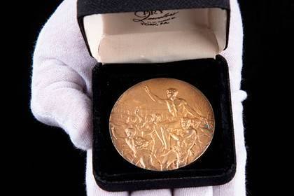 Медаль чернокожего атлета с нацистской Олимпиады выставлена на аукцион